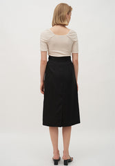 High-Waisted A-Line Linen Midi Skirt with Front Button Detail and Soft Pleat Accents