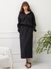 Relaxed-Fit Linen Shirt With Spread Collar and Button Front Closure