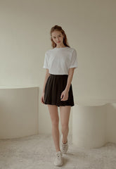 Classic Relaxed-Fit Linen T-Shirt for Women with Breathable Fabric and Minimalist Design