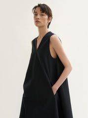 Sleeveless A-Line Linen Dress with V-Neckline and Flowing Mid-Calf Hem