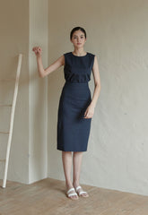 High-Waisted Tailored Linen Skirt with Sleek Silhouette and Midi Length for Elegant Versatility