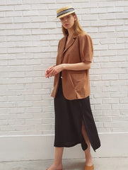 Tailored Linen Blazer with Short Sleeves and Statement Buttons for Effortless Warm-Weather Layering