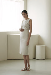 High-Waisted Tailored Linen Skirt with Sleek Midi Silhouette for Refined Everyday Elegance