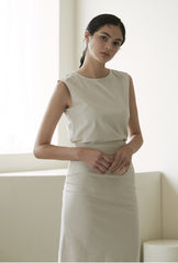 High-Waisted Tailored Linen Skirt with Sleek Midi Silhouette for Refined Everyday Elegance