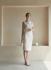 High-Waisted Tailored Linen Skirt with Sleek Midi Silhouette for Refined Everyday Elegance