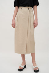 High-Waisted Linen Midi Skirt with Button Front and Pleated Detailing for Elegant Style