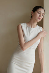 High-Waisted Tailored Linen Skirt with Sleek Midi Silhouette for Refined Everyday Elegance