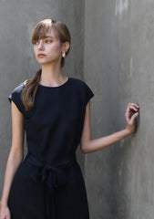 Linen Midi Dress with Waist Tie and Cap Sleeves – Minimalist Silhouette for Effortless Style