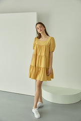 Tiered Linen Mini Dress with Puff Sleeves and Square Neckline for Effortless Summer Style