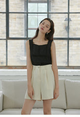 Linen Square-Neck Tank Top with Scalloped Straps and Textured Weave – Feminine Summer Staple