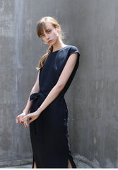 Linen Midi Dress with Waist Tie and Cap Sleeves – Minimalist Silhouette for Effortless Style