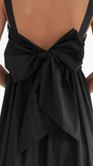 Sleeveless Tiered Linen Dress With Square Neckline And Open Back Bow Detail