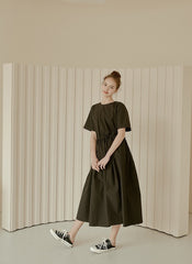 Relaxed Fit Linen Dress with Gathered Waist and Short Sleeves for Effortless Modern Style