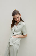 Short Sleeve Notch Collar Linen Shirt with Tailored Fit and Front Button Detailing