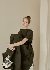 Relaxed Fit Linen Dress with Gathered Waist and Short Sleeves for Effortless Modern Style