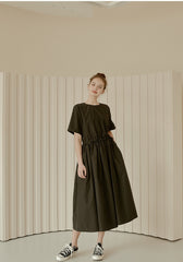 Relaxed Fit Linen Dress with Gathered Waist and Short Sleeves for Effortless Modern Style