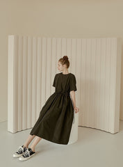 Relaxed Fit Linen Dress with Gathered Waist and Short Sleeves for Effortless Modern Style