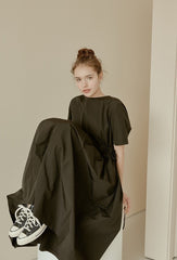 Relaxed Fit Linen Dress with Gathered Waist and Short Sleeves for Effortless Modern Style