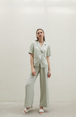 High-Waisted Wide Leg Linen Pants with Tailored Fit and Soft Drape for Elegant Comfort