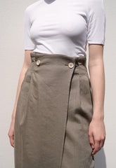 Slim Fit Cotton Knit Top with Scoop Back and Short Sleeves for Effortless Summer Looks