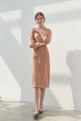 Silk Button-Down Shirt with Lapel Collar and Sheer Draping Texture for Effortless Chic Style