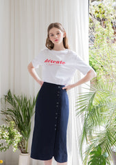 High-Waisted Linen Midi Skirt with Side Button Closure and Clean Tailored Silhouette
