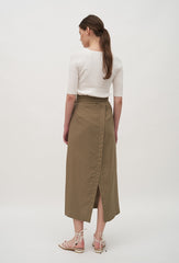 High-Waisted Linen Midi Skirt with Overlap Detail and Button Accent for Elegant Styling