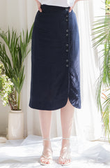High-Waisted Linen Midi Skirt with Side Button Closure and Clean Tailored Silhouette