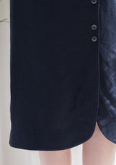 High-Waisted Linen Midi Skirt with Side Button Closure and Clean Tailored Silhouette