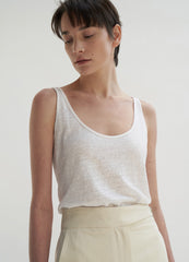 High-Waisted Linen Midi Skirt with Sleek Silhouette and Concealed Side Pockets