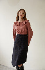 Chic Tailored Linen Blouse with Puff Sleeves and Spread Collar for Elegant Summer Looks