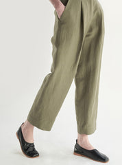 High-Waisted Linen Pants with Tapered Leg and Tailored Front Pleats