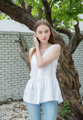Sleeveless Linen Blouse with Peplum Hem and Button-Front Detail for Feminine Summer Style