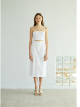 High-Waisted Linen Midi Skirt with Clean Front and Straight Cut – Minimalist Summer Essential
