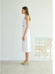 High-Waisted Linen Midi Skirt with Clean Front and Straight Cut – Minimalist Summer Essential