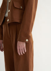 High-Waisted Wide-Leg Linen Pants With Tailored Pleats and Cropped Hemline
