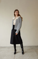 Elegant Linen Blouse with Ruffled Collar and Button-Front Design for Timeless Feminine Style