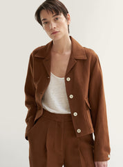 High-Waisted Wide-Leg Linen Pants With Tailored Pleats and Cropped Hemline