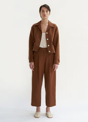 High-Waisted Wide-Leg Linen Pants With Tailored Pleats and Cropped Hemline