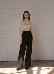 Wide-Leg High-Rise Linen Pants with Tailored Pleats and Minimalist Silhouette for Everyday Elegance