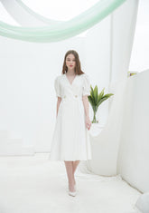 Linen Midi Dress with Puff Sleeves and Double-Breasted Waist Detail for Elegant Summer Wear