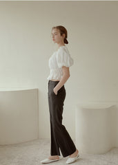 Off-Shoulder Smocked Linen Blouse With Puff Sleeves And Ruffled Hem For Elegant Casual Wear