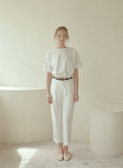 Classic Relaxed-Fit Linen T-Shirt for Women with Breathable Fabric and Minimalist Design