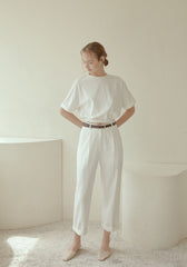 Classic Relaxed-Fit Linen T-Shirt for Women with Breathable Fabric and Minimalist Design