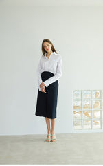 High-Waisted A-Line Linen Skirt with Back Vent and Midi Hem – Elegant Summer Staple