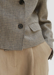 High-Waisted Pleated Linen Pants with Tapered Leg and Cuffed Hem