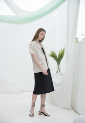 Short-Sleeve Linen Blazer with Notch Lapel and Tailored Fit for Effortless Layered Looks