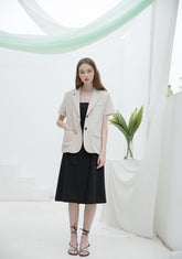 Short-Sleeve Linen Blazer with Notch Lapel and Tailored Fit for Effortless Layered Looks