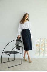 High-Waisted A-Line Linen Skirt with Back Vent and Midi Hem – Elegant Summer Staple