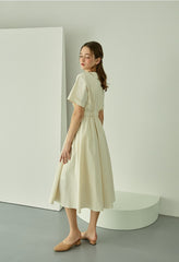 Structured Linen Midi Dress with Square Neckline and Short Sleeves for Refined Daywear